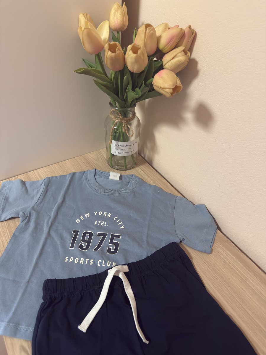 ไอนูซ่านคารานาโน tweet media