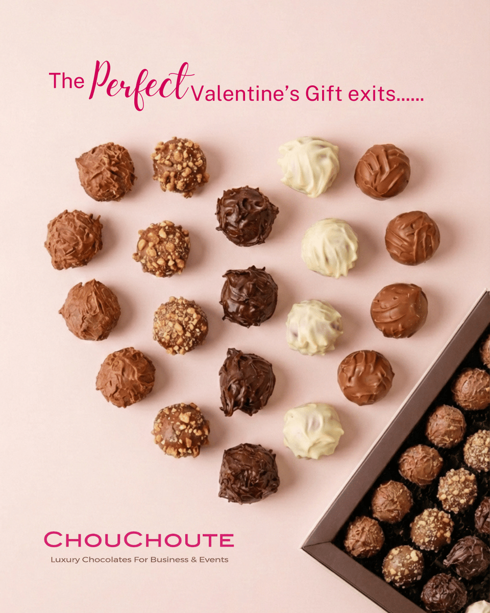 CorpChocs's tweet photo. When only the best will do 💝

💝 Luxury chocolate, done properly.
✨ Personalise your Valentine’s card at checkout.

Check below to order now while stocks last 👇
 https://t.co/BvMJV5UFG3 https://t.co/weFQhBTtTd