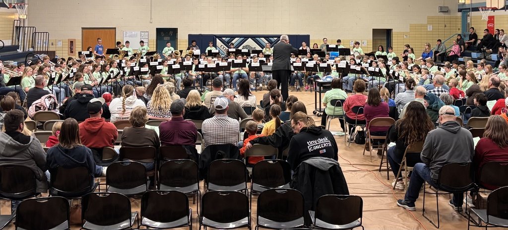 LCCMiddleSchool's tweet photo. The LCC Middle School hosted the 5th/6th Grade Instrumental Honor Band Tuesday evening. Several area schools were in attendance with over 120 students participating in the event. Congratulations to Mrs. Beyeler and all our students on a fantastic concert! https://t.co/j98M0SNTUK