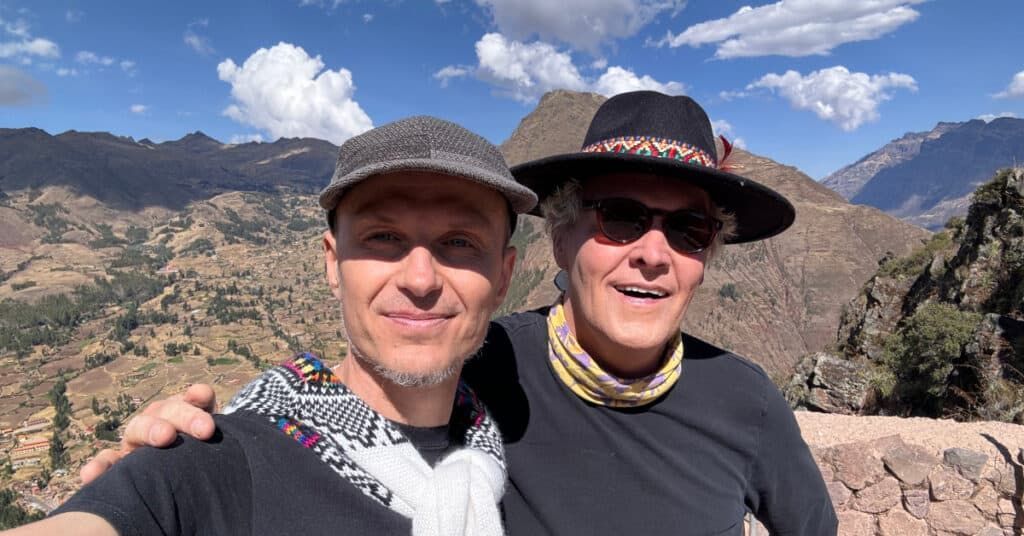 Now Entertainment tweet media