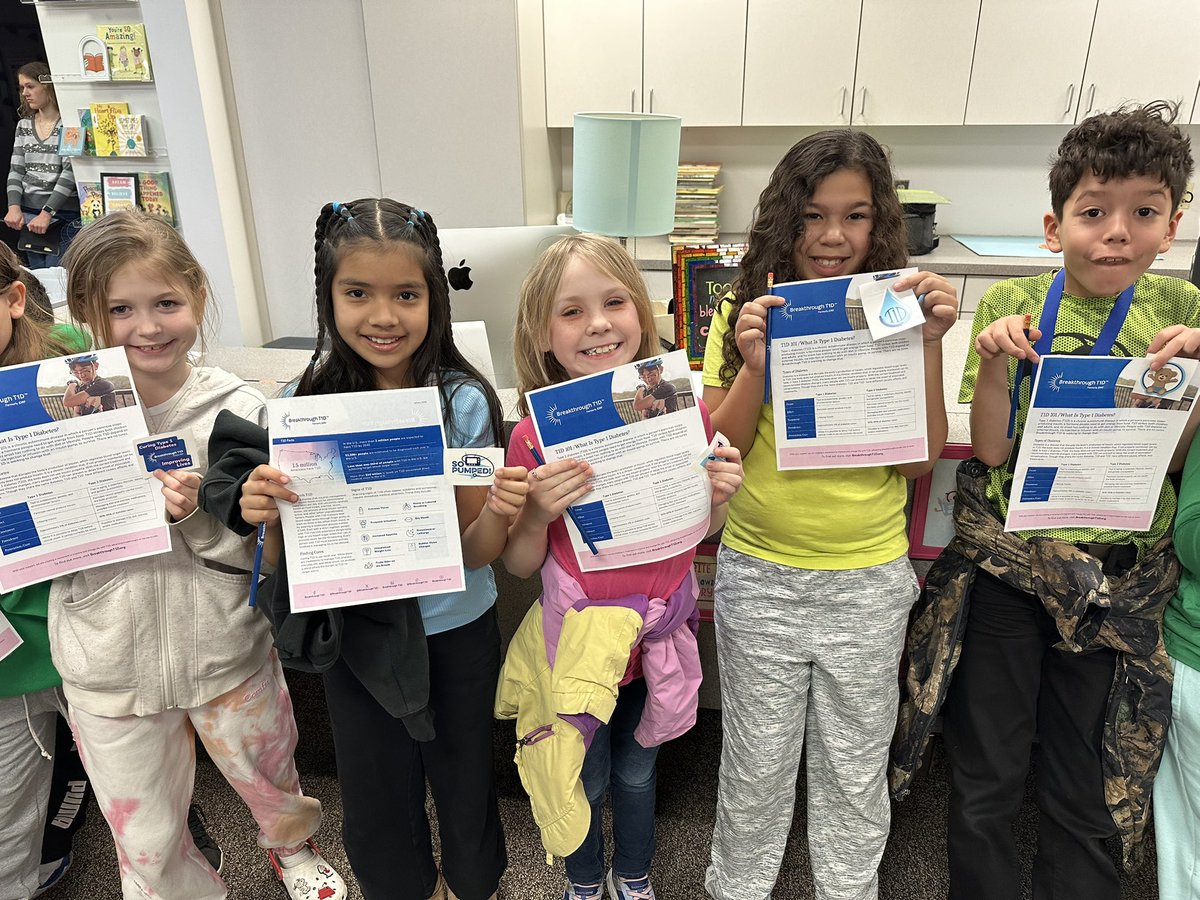 MrsSealsTweets tweet media