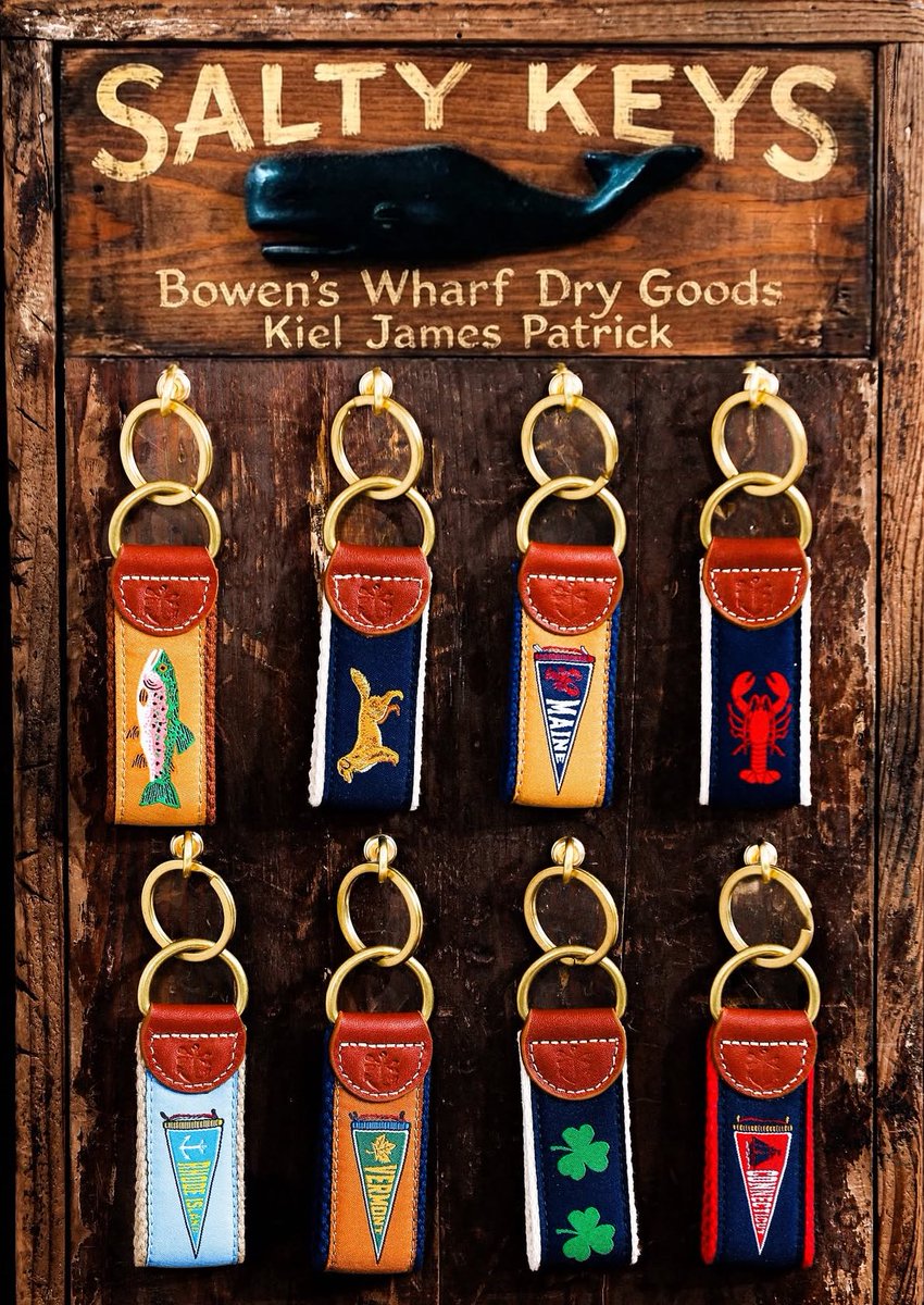 Elle Lookbook tweet media