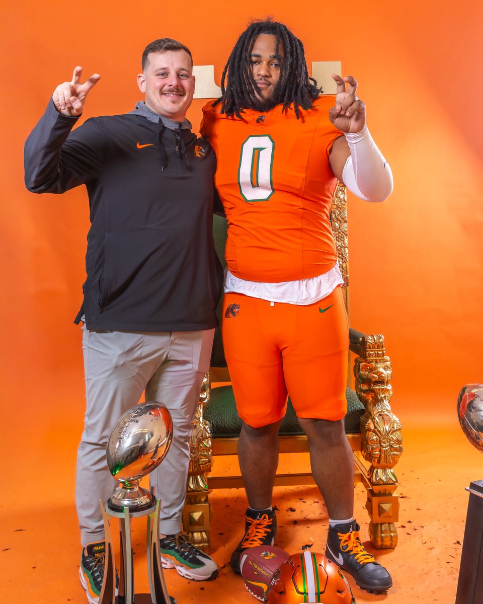 Go rattlers?  #restorethestrike <a href="/FAMU_FB/">Florida A&M Football 🏈</a> <a href="/CoachQGray/">Quinn Gray Sr.</a> <a href="/CoachHaggardFAM/">Elijah Haggard</a> <a href="/EHSTrojanFTBL/">EHigh Trojans Football</a> #FAMU <a href="/CoachHand407/">Coach De Hand</a>