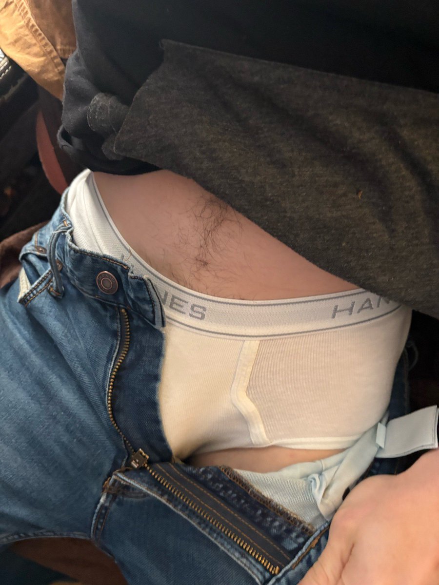 Bigbroth4u's tweet photo. Unzip your jeans and take a pic to show off the bulge in your #TightyWhities! https://t.co/xvHRWZ6xlz