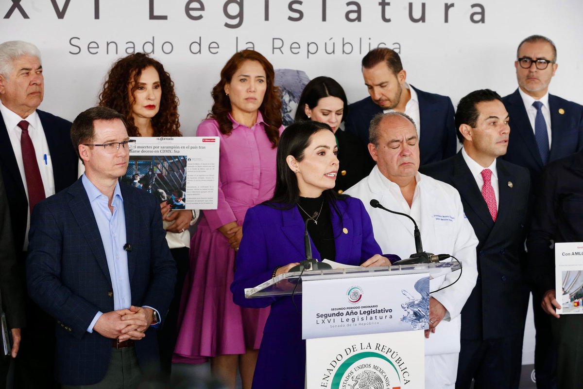 IvidelizaR's tweet photo. El brote de sarampión en el país no es casualidad. Es la consecuencia de un sistema de salud debilitado por decisiones políticas y presupuestales, y que hoy vive una crisis que el gobierno se ha negado a reconocer. https://t.co/LBhfpIqbWO