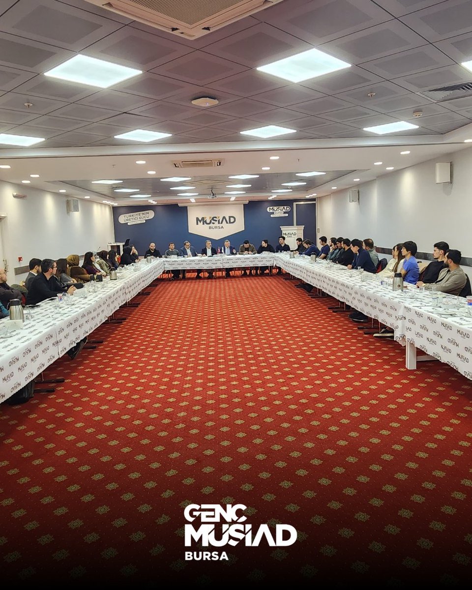 Emekli İstihbarat Albay &amp; Psikolojik Harp Uzmanı Coşkun Başbuğ’un değerlendirmeleriyle; güvenlik politikaları, terörle mücadele ve bölgesel dinamikleri ele aldığımız programımızı yoğun katılımla gerçekleştirdik.

#SıcakGündem #GençMÜSİAD <a href="/smesihcil/">Süleyman Mesih Çil</a> <a href="/gencmusiad/">Genç MÜSİAD</a> <a href="/alparslansenock/">Alparslan Şenocak</a>