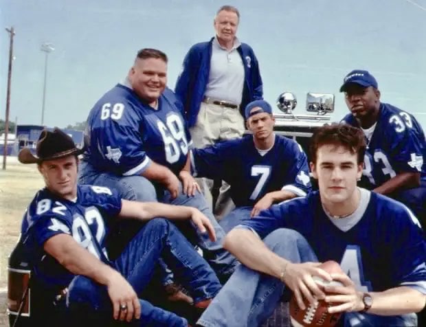 VulgarTakes's tweet photo. How the fuck are three of these guys dead…and none of them is Jon Voight?!?
#RIPMox. Both West Cannan QB’s?!?
#Vanderbeek https://t.co/bUXWEb3PBF