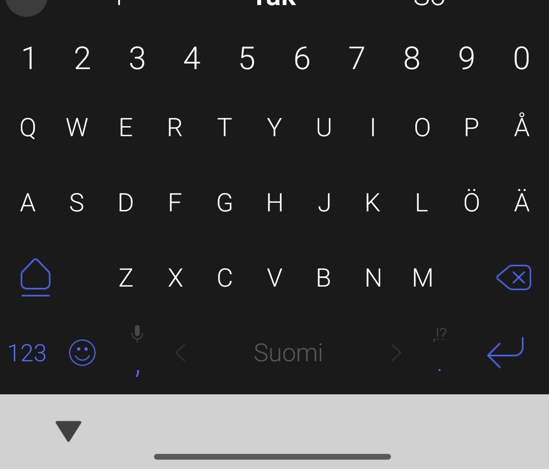 09Maty15_2's tweet photo. @SwiftKey Can you get rid of this bar? I have dark mode on and it's still showing. Also it is much worse on landscape mode. https://t.co/5HRAD9BAoZ