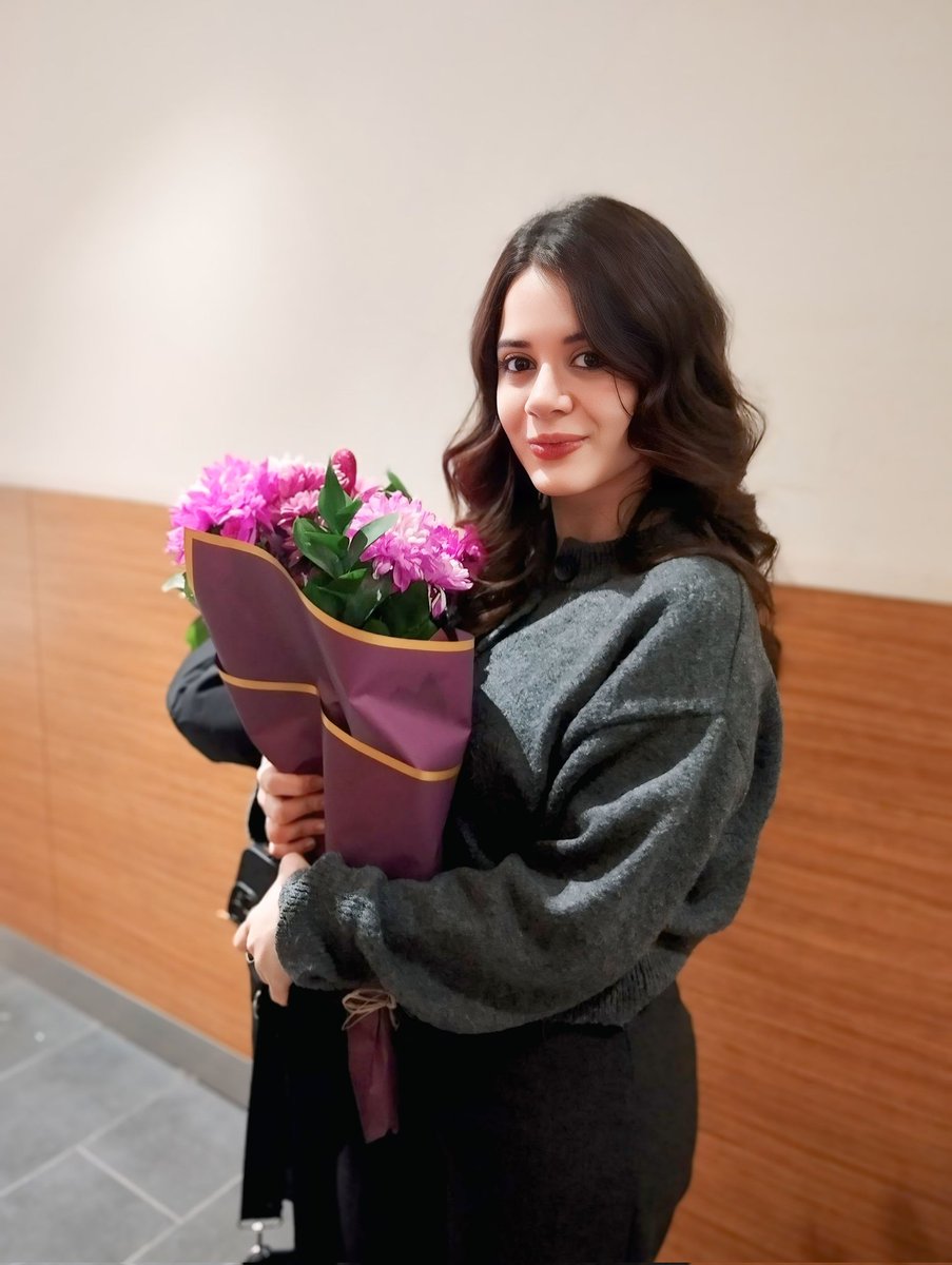 Arkadaşlarımla gurur duyuyorum birimiz iyiysek hepimiz iyiyiz 💜 Ezgi iyiki var başarılı ve güçlü go girll 😎 #BFF