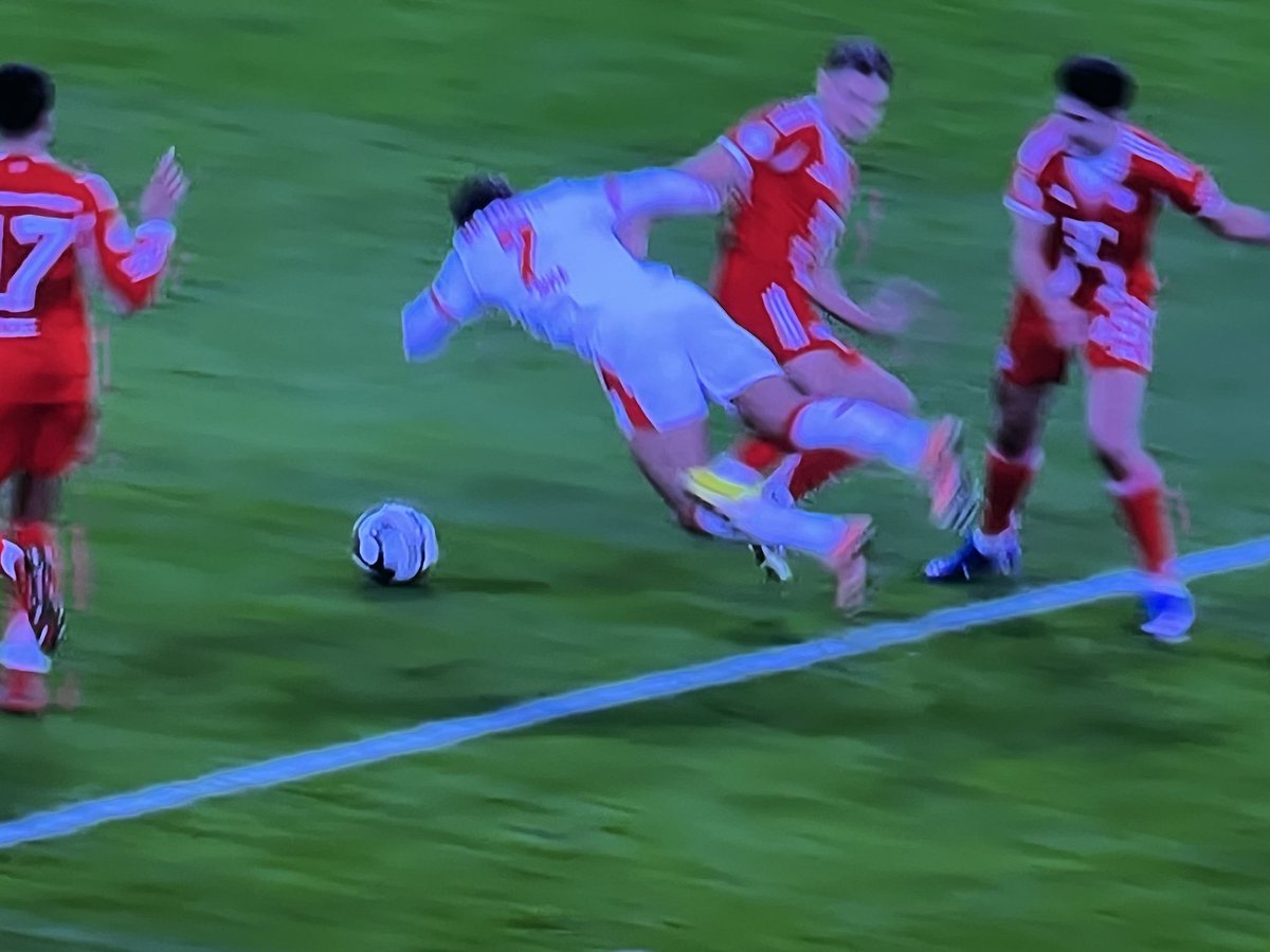 Manuel Gräfe tweet media