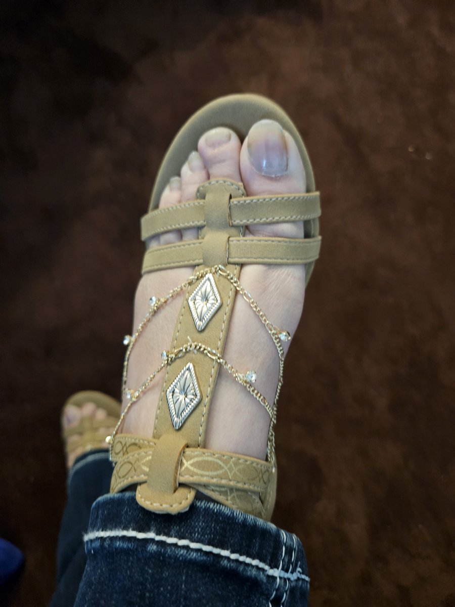 Itybittytwiggy's tweet photo. DM and follow for feet pictures! 
Also do nude and lingerie pictures as well!

https://t.co/pZ6AgUgxs3

#onlyfans #feetfetısh #feetworshi̇p #footmodel #onlyfansmodel #nudemodel #lingerie #lingeriemodel #cashapp https://t.co/OM2TqS7A5f
