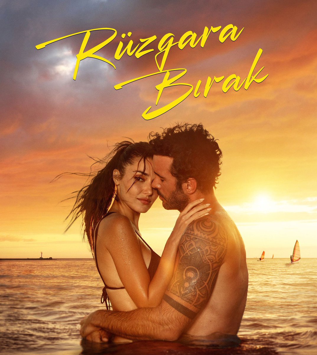 DailyHandeErcel's tweet image. GQ Almanya dergisi "Netflix'te izlenebilecek en iyi 19 romantik film" listesinde #HandeErçel ve Barış Arduç'un başrolünde oynadığı Rüzgara Bırak filmine de yer verdi.❤️‍🔥