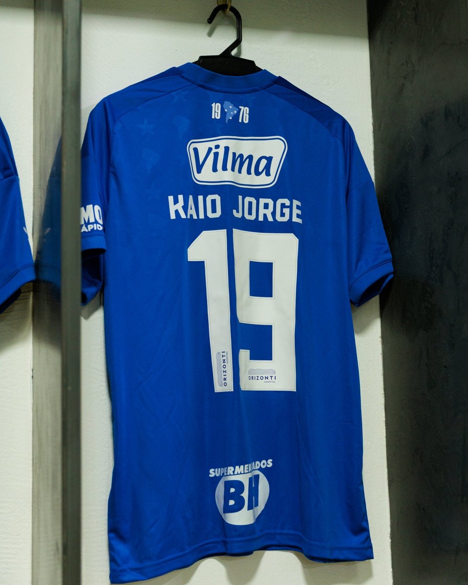 Cruzeiro's tweet image. O vestiário do Cabuloso tá no jeito! 👕

📸 Raphael Marques / Cruzeiro

#MFCxCRU #PáginasHeroicas