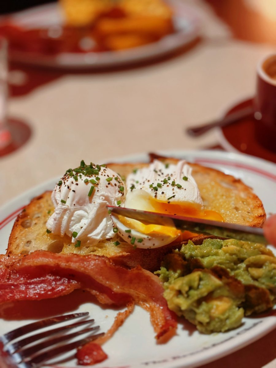 Violet___waves's tweet image. The Breakfast Club Canary Wharf #Todaybreakfast