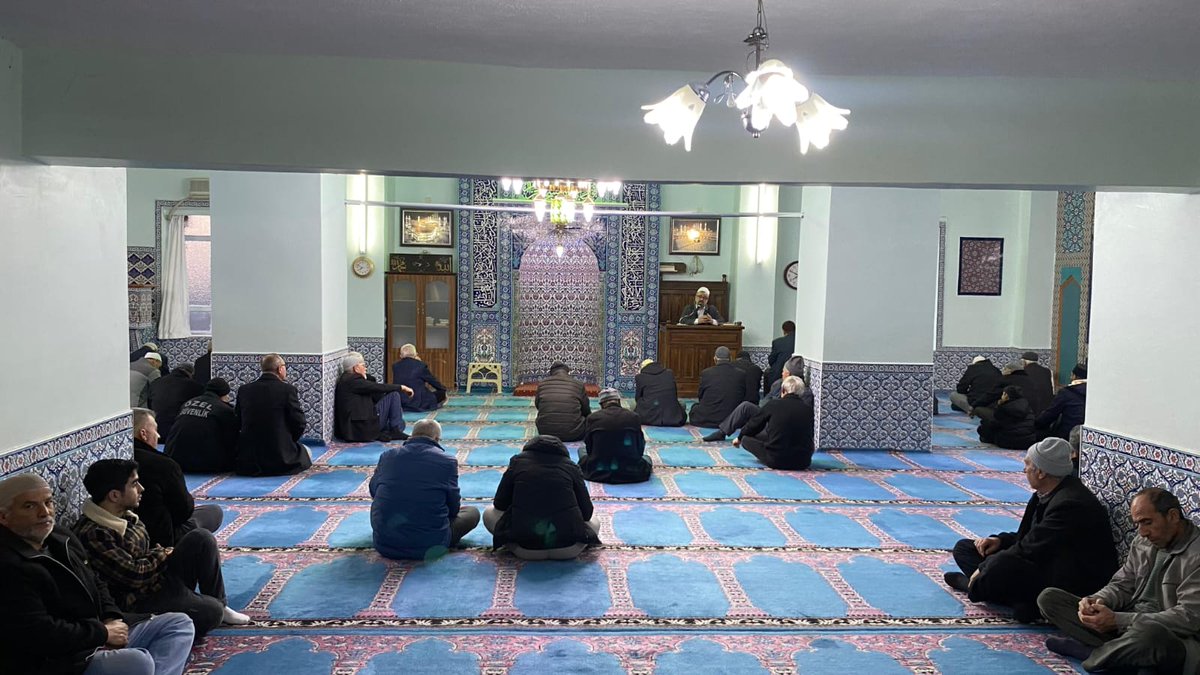 GEÇTİĞİMİZ HAFTA DÖRT AYRI CAMİMİZDE SABAH NAMAZI BULUŞMALARI GERÇEKLEŞTİ

Her hafta farklı camilerde yapılan Sabah Namaz Buluşmaları geçtiğimiz hafta; Altuntaş Mh. Merkez Cami, Karahüyük Mh.Musalla Cami, Karabulut Mh. Merkez Cami ve Fatih Sultan Mehmet Camii'nde gerçekleştirildi