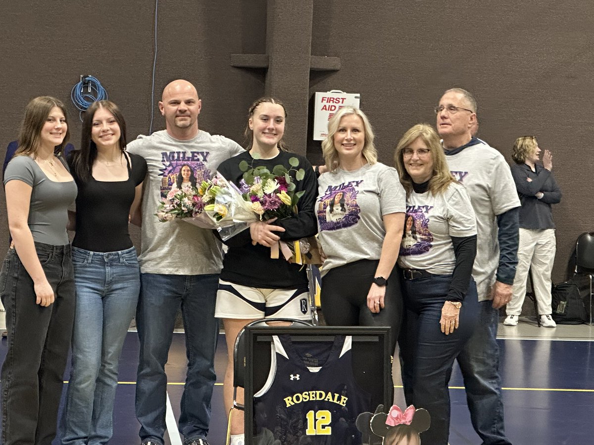 Miley Alguire tweet media