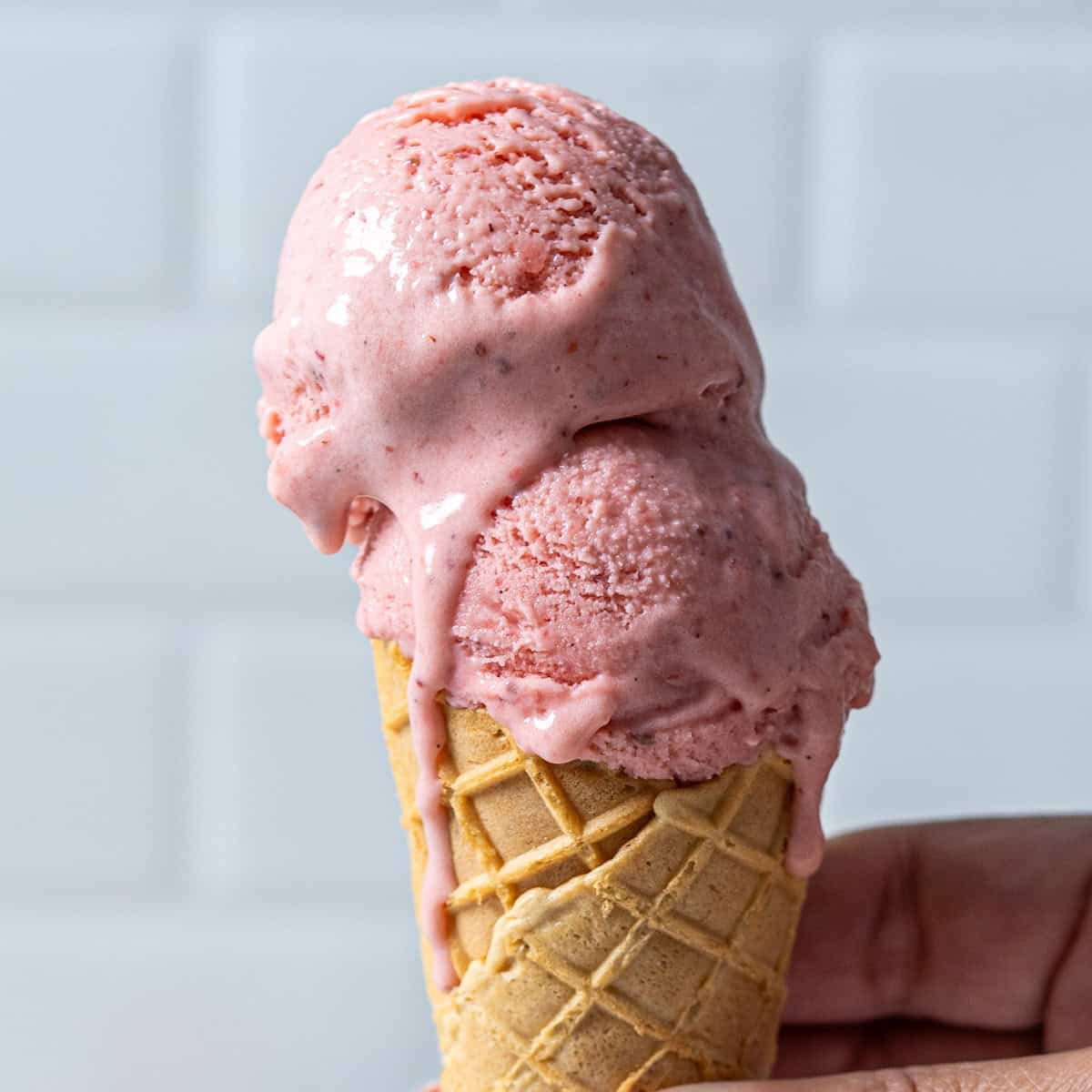neverbecarlos's tweet photo. the best things in life are pink🩷 https://t.co/ZYQeeHq5F8