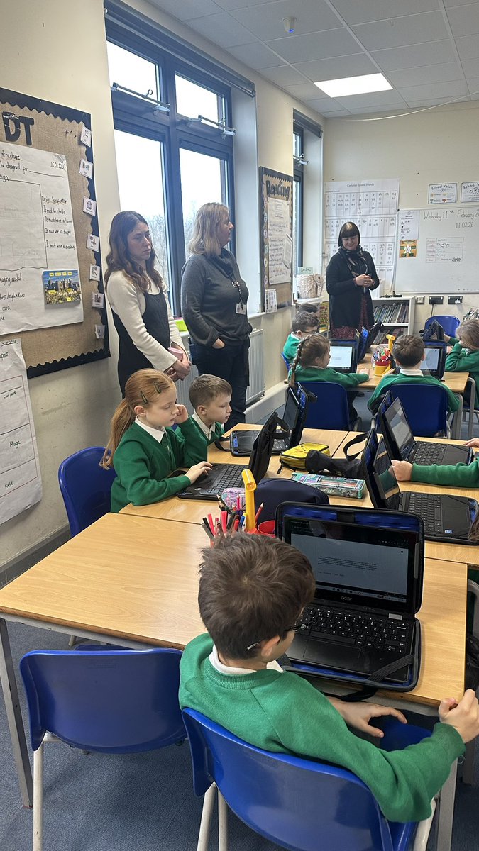 HurstParkSchool's tweet photo. 💡Inspiring Digital Discovery Day!💡Educators from near &amp; far joined us to see how we leverage #PedTech to improve outcomes for every child.
From adaptive tools to high-level coding, technology is the key to an inclusive classroom. 💻✨@LEOcomputing @LEOacademies https://t.co/Phui5z6JzC
