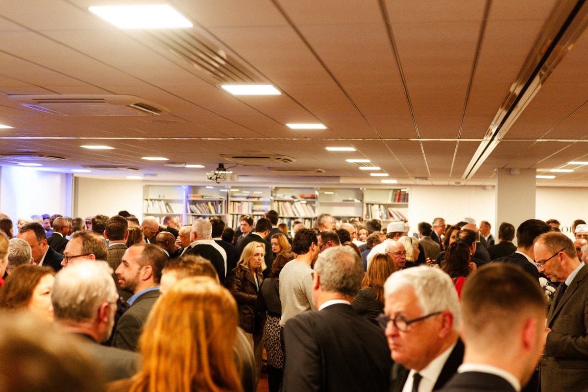 MontbrialAvocat's tweet photo. Soirée chaleureuse hier à l’occasion du cocktail d’hiver du #CRSI 🇫🇷 @CRSI_Paris , avec plus de 250 personnalités de tous horizons (#FDO, #justice, #armée, #sécurité, entrepreneurs, élus…), en présence de @NunezLaurent @Interieur_Gouv
https://t.co/rP9hHk3616