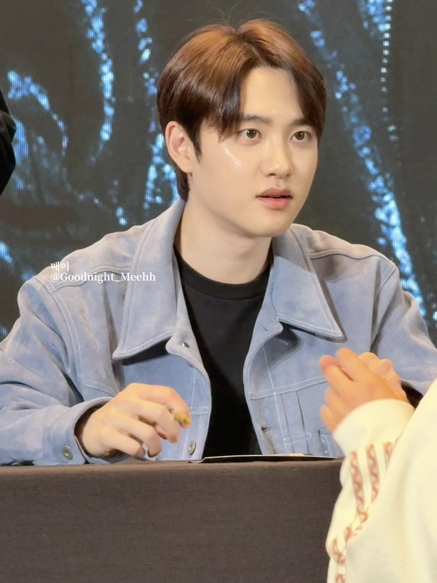 260207 BeiJing Fansign Event

sooooooo sweet😙🍑

#도경수 #디오 #경수 #DohKyungSoo 
#DO (D.O.)  #ドギョンス #都暻秀 #都敬秀