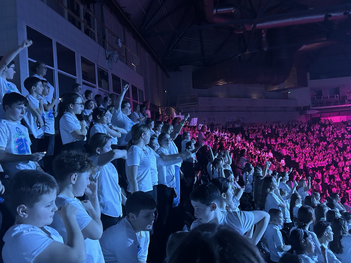 BirstallAcad13's tweet image. What an incredible experience at @YVconcerts 🎶✨ #TeamBirstall proudly sang Power in Me—a powerful reminder that confidence, strength, and belief are already within us all. So proud of everyone for using their voices! 💙🙌 🎶@FocusTrust1  #7MustsofFocusTrust
