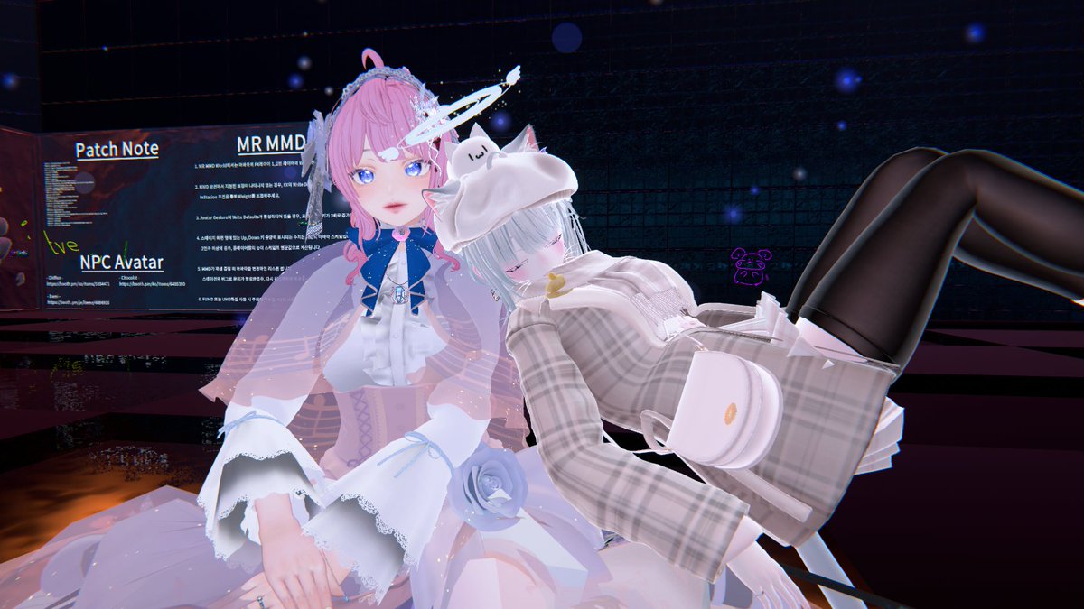 おはよー
昨日は久しぶりにMMDワールドで全壊になったよ
あるもの　ないもの　全部出し切った　楽しかったーー
もーー　最後は満足しきって　　てへぇ　
イッパイ色々と　アッん　ってなってしまった　あはぁ
また　いつの日か。。。

#VRChat 
#lumina3D