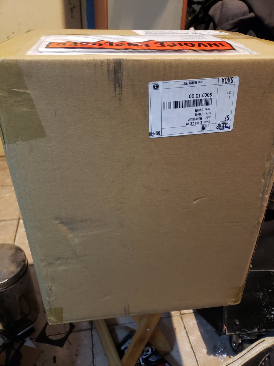 CHEGOU CHEGOU CHEGOU 
AAAAAAAAAAAH !