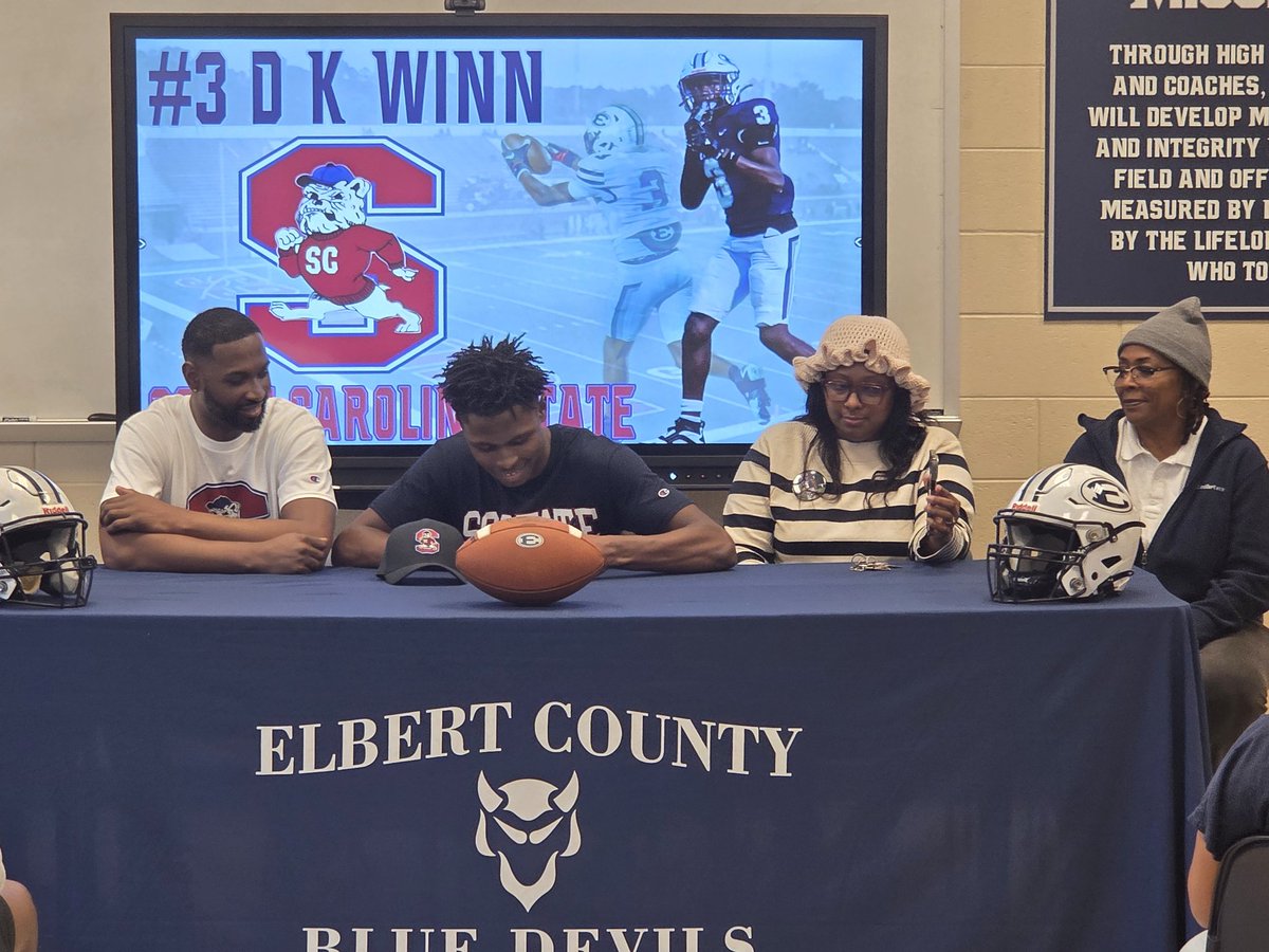 Elbert Football tweet media