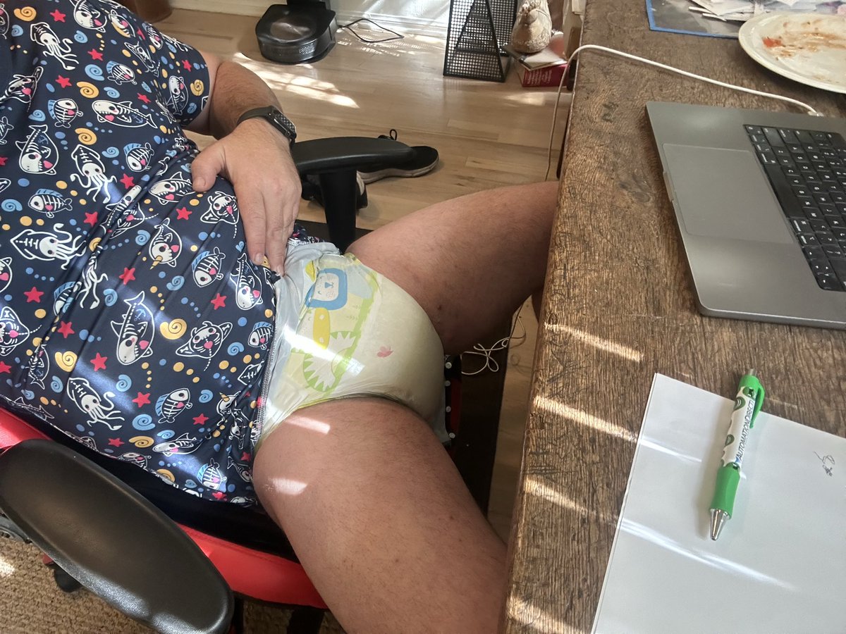 DiaperBoy tweet media