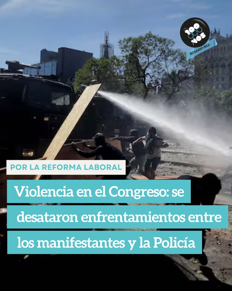 👉Hasta el momento se confirmó que cuatro agentes resultaron heridos, mientras que dos protestantes fueron detenidos. El conflicto se da por la marcha convocada por la Confederación General del Trabajo (CGT) contra la reforma laboral que se debate en el Senado.