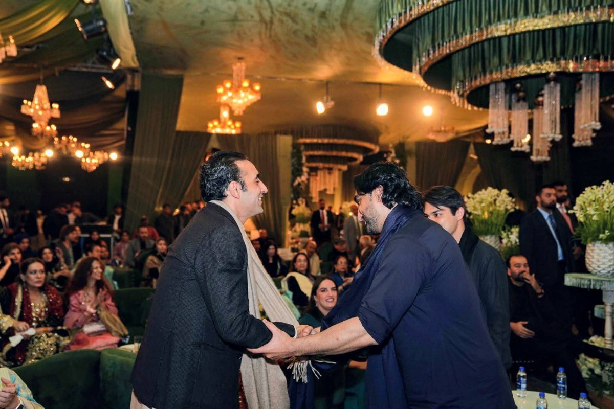dero_meer's tweet photo. MashaAllah Chairman Bilawal Bhutto Zardari Sb MPA Sardar Paras Dero 🇱🇾 Sb ♥️😊 https://t.co/aKWYj2WpoT
