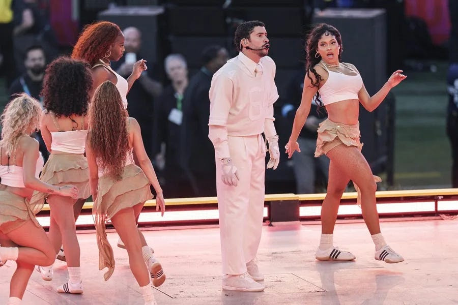 Varios diputados republicanos pidieron multa y cárcel para Bad Bunny, así como para ejecutivos de la NFL, porque "el espectáculo de medio tiempo del Super Bowl incluyó innombrables depravaciones".