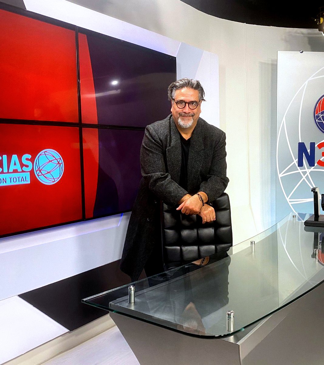 A partir del 1 de febrero de 2026, el L.D. y L.P. Carlos Álvarez Jiménez asume el cargo de Jefe del Departamento de Radio y Televisión de nuestra institución. Le deseamos éxito en el desempeño de sus nuevas responsabilidades. <a href="/uaa_mx/">Universidad Autónoma de Aguascalientes</a>