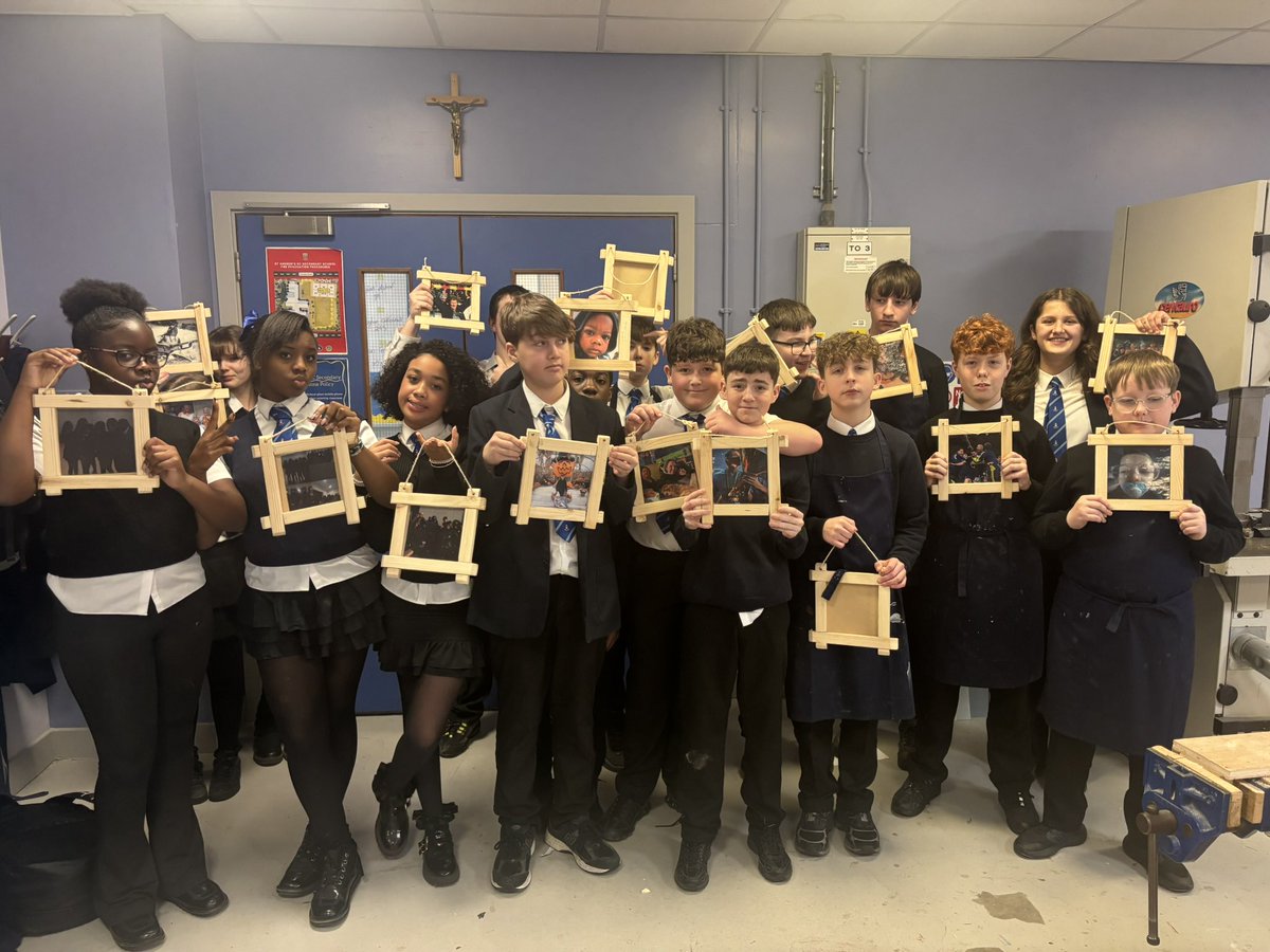 Mrs Wright tweet media