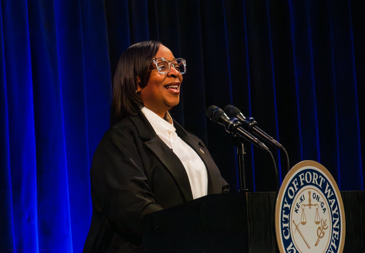 Mayor Sharon Tucker tweet media