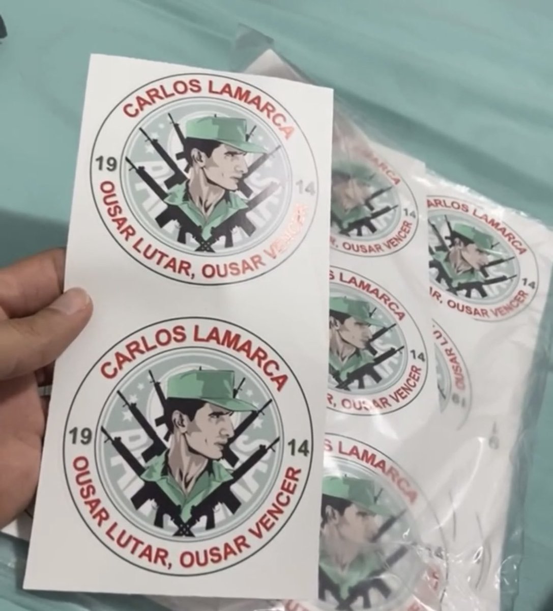 Antifa_Ultras tweet media