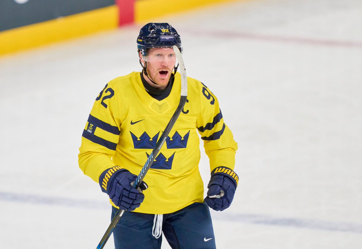 AdoHernandez27's tweet image. Hey #Avs fans, Gabe Landeskog just scored on the power play! 👀 

#MilanoCortinaOlympics2026 | @MileHighHockey