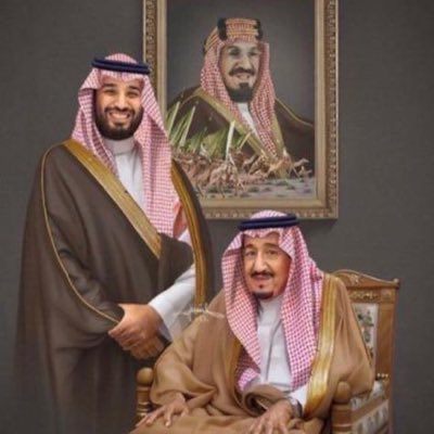 fahd541's tweet photo. #معرض_الدفاع_العالمي_2026 
#مستقبل_التكامل_الدفاعي 
@modgovksa 
#الخرج_تتطور 
الخرج.. امتداد لرؤية المؤسس وتعزيز للصناعات الدفاعية في عهد الرؤية
@GAMI_KSA 
@modon_ksa 
في عام 1368هـ، أصدر الملك عبدالعزيز بن عبدالرحمن آل سعود – رحمه الله – أمره بإنشاء المصانع الحربية، واضعًا بذلك حجر الأساس لقطاع صناعي استراتيجي يهدف إلى تحقيق الاكتفاء الذاتي للقوات المسلحة السعودية. وفي الثامن من سبتمبر عام 1950م، تم توقيع اتفاقيتين لتزويد المصانع بالأجهزة والمعدات والآلات اللازمة، في خطوة جسدت رؤية مبكرة نحو بناء قاعدة صناعية عسكرية وطنية متقدمة.
#القوات_المسلحة 
وجاء تأسيس المصانع الحربية لتحقيق عدة أهداف استراتيجية، أبرزها تأمين احتياجات القوات المسلحة والقطاعات العسكرية من الذخائر والأسلحة والمستلزمات الضرورية، إلى جانب دعم توظيف الكوادر الوطنية، وتبني أحدث التقنيات والنظم الصناعية المتاحة آنذاك.
#الصناعات_العسكرية 
ومنذ ذلك الحين، رسخت محافظة الخرج مكانتها بوصفها إحدى الركائز الرئيسة للصناعات العسكرية في المملكة، امتدادًا للرؤية الاستراتيجية للمؤسس – طيب الله ثراه – التي استشرفت أهمية بناء قدرات دفاعية وطنية مستدامة.
#رؤية_السعودية_2030 
@SAMIDefense 
وفي عهد رؤية السعودية 2030، شهد المشروع دفعة نوعية جديدة، تجسدت في توقيع اتفاقية تفاهم بين الهيئة السعودية للمدن الصناعية ومناطق التقنية «#مدن » والشركة السعودية للصناعات العسكرية «#سامي »، بهدف إرساء إطار داعم لتنفيذ مشروع المجمع الصناعي للذخيرة ضمن مجمع الصناعات العسكرية بالخرج.
ويأتي المشروع على مساحة تتجاوز 4 ملايين متر مربع، باستثمارات تبلغ 4 مليارات ريال، بما يعزز البنية التحتية الصناعية، ويدعم توطين الصناعات الدفاعية، ويرفع مستوى المحتوى المحلي، إلى جانب تعزيز سلاسل الإمداد الوطنية للصناعات الاستراتيجية.
ويمثل هذا المشروع امتدادًا عمليًا لرؤية المؤسس، وترجمة واضحة لمستهدفات رؤية السعودية 2030 في بناء قطاع دفاعي وطني متقدم، قادر على المنافسة، ومستند إلى كوادر وطنية وتقنيات حديثة تسهم في دعم الاقتصاد الوطني وتعزيز أمن المملكة واستقرارها.