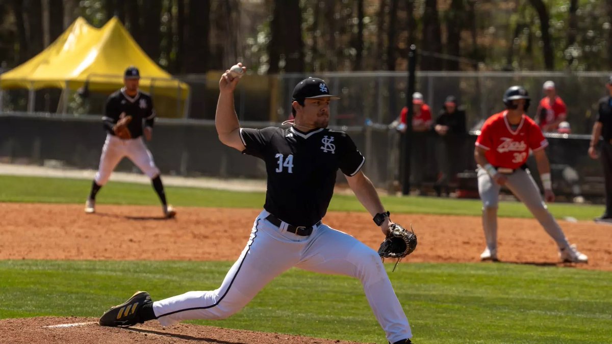 🦉 Sidelines-Kennesaw St 🦉 tweet media