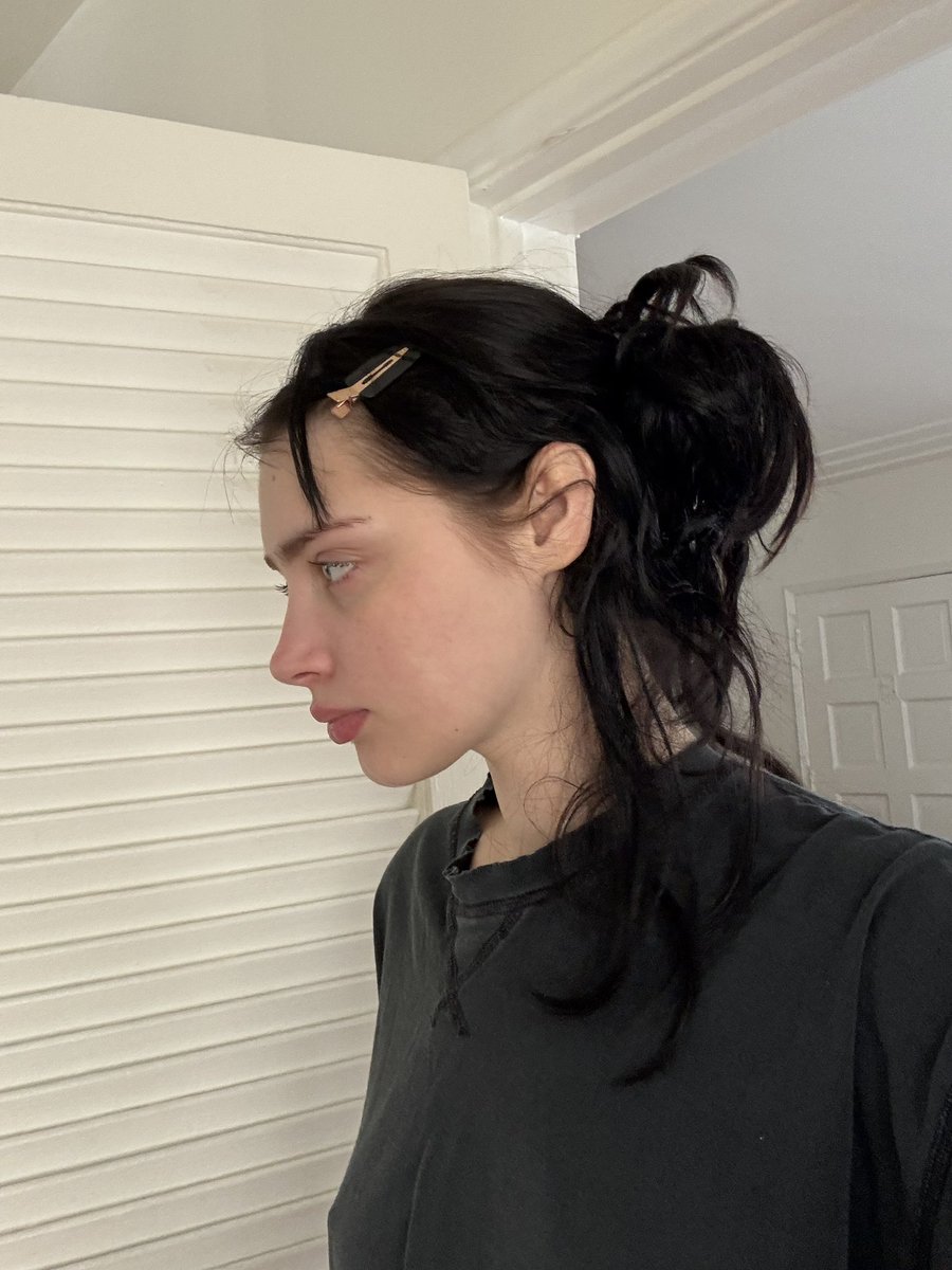 Just got cat called and followed home while looking like this