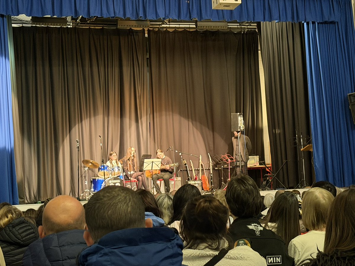 Springburn Academy tweet media