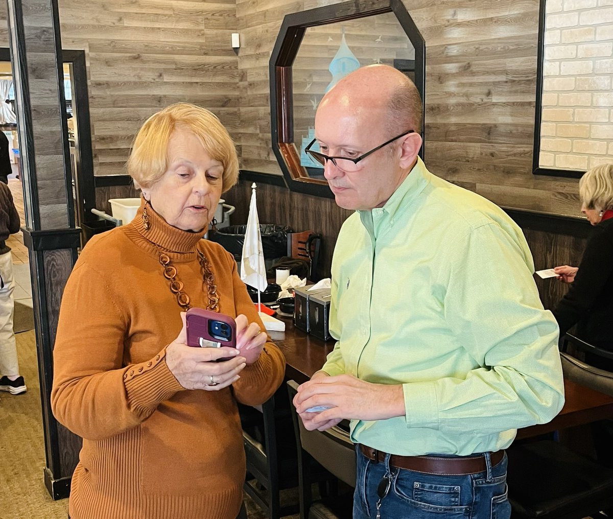 Our mission is simple: get Kentuckians their money back. 

Today, my Director of Unclaimed Property, Jim Florence, met with the Kentucky Public Retirees North Central Chapter to show how the Treasury is returning lost and forgotten property to the people it belongs to.