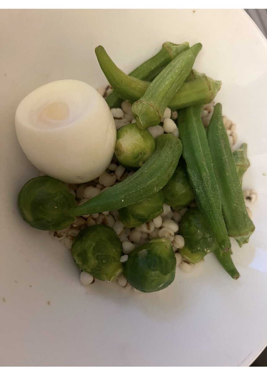 Back on track after delicious but rich in sugar, fried foods, etc from my vacation last week! Not going to lie, it was yummy but good I am treating myself better this week.