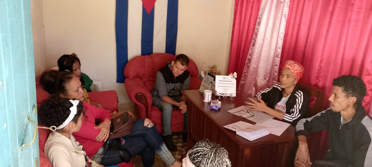 YuleybiC57702's tweet photo. Grupo coordinador de la BJM en #CulturaCampechuela, trazan estrategias para perfeccionar el trabajo de la joven organización.
@yordan_roberto, @LeyvaRidiel , @CarlosManuelAt3 , @BorgesOlivero , @OrlandoItu25012. https://t.co/m9VL6qx3KB
