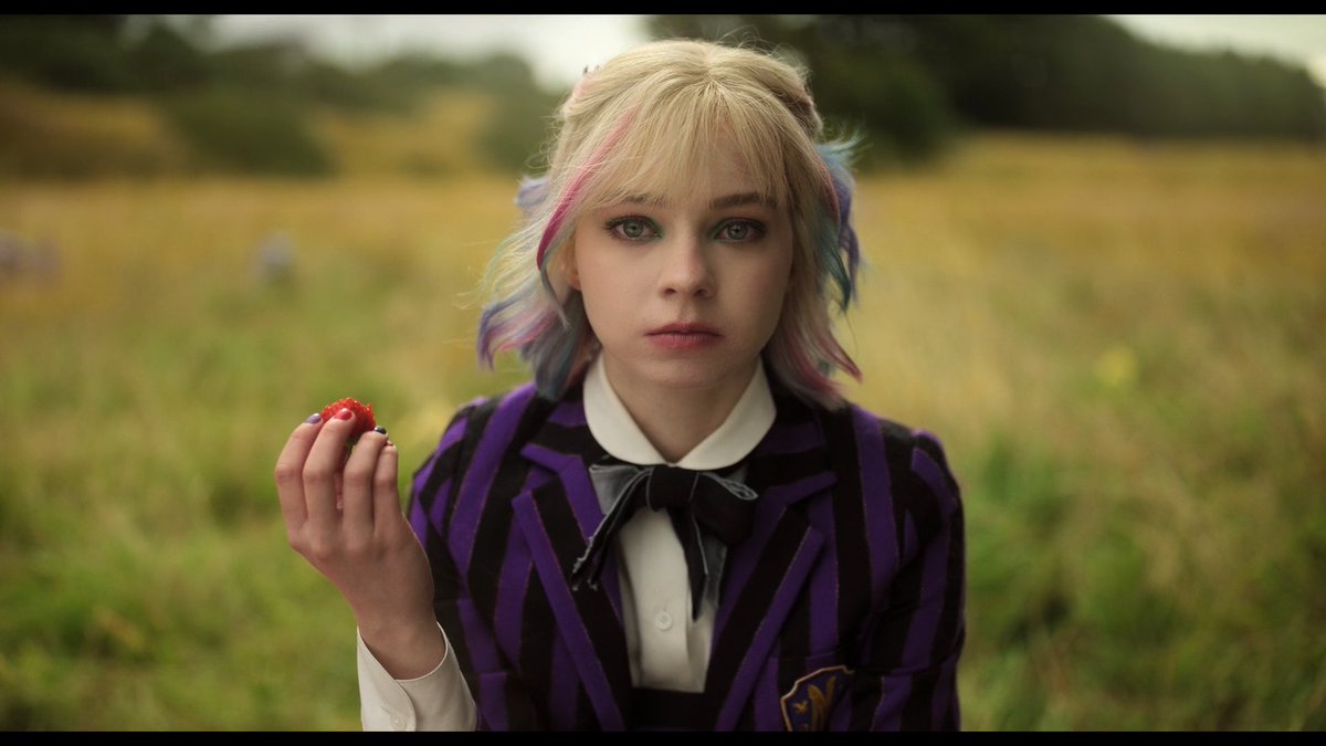 girl you're okay? why are you smiling like that AND ANGRY