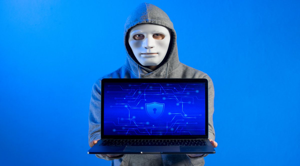 RedCLARA tweet media