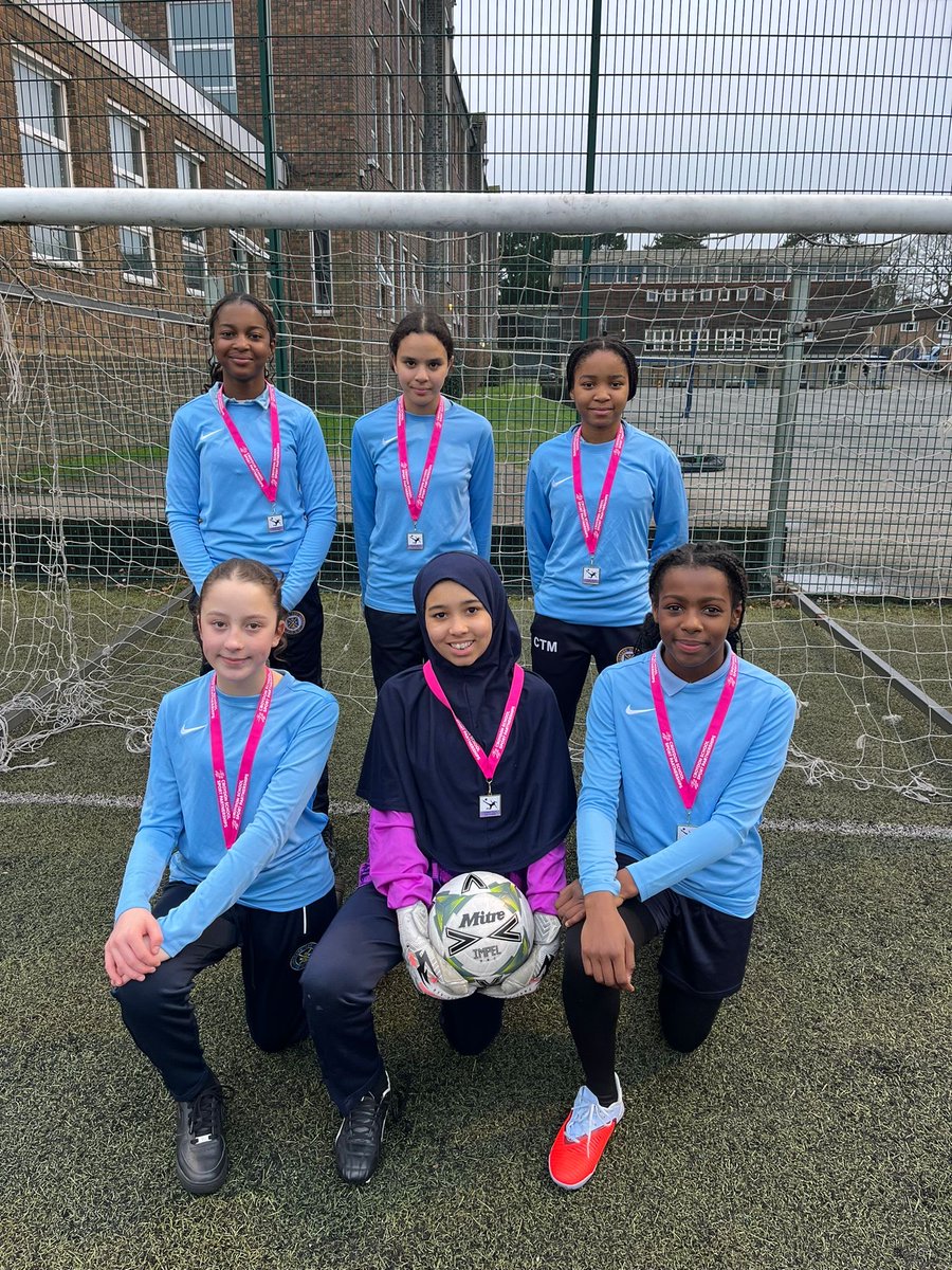 Coloma PE tweet media