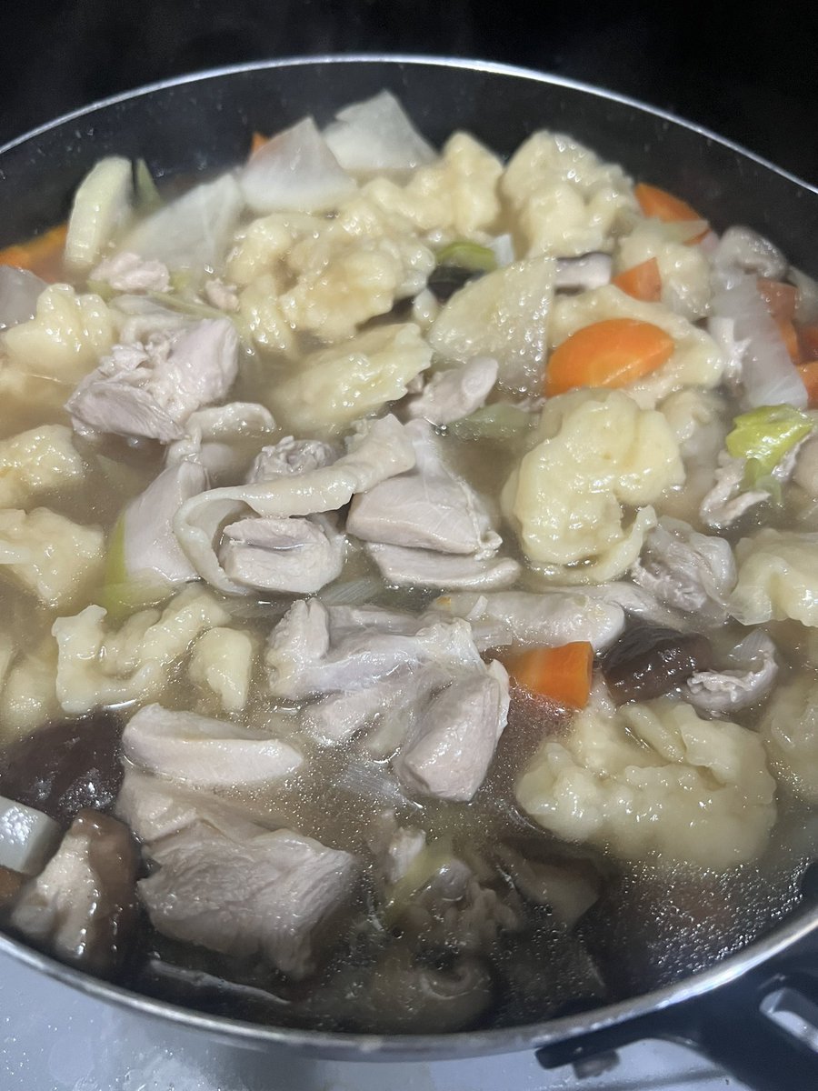 nextviewnet's tweet image. すいとんを夜な夜な仕込む…