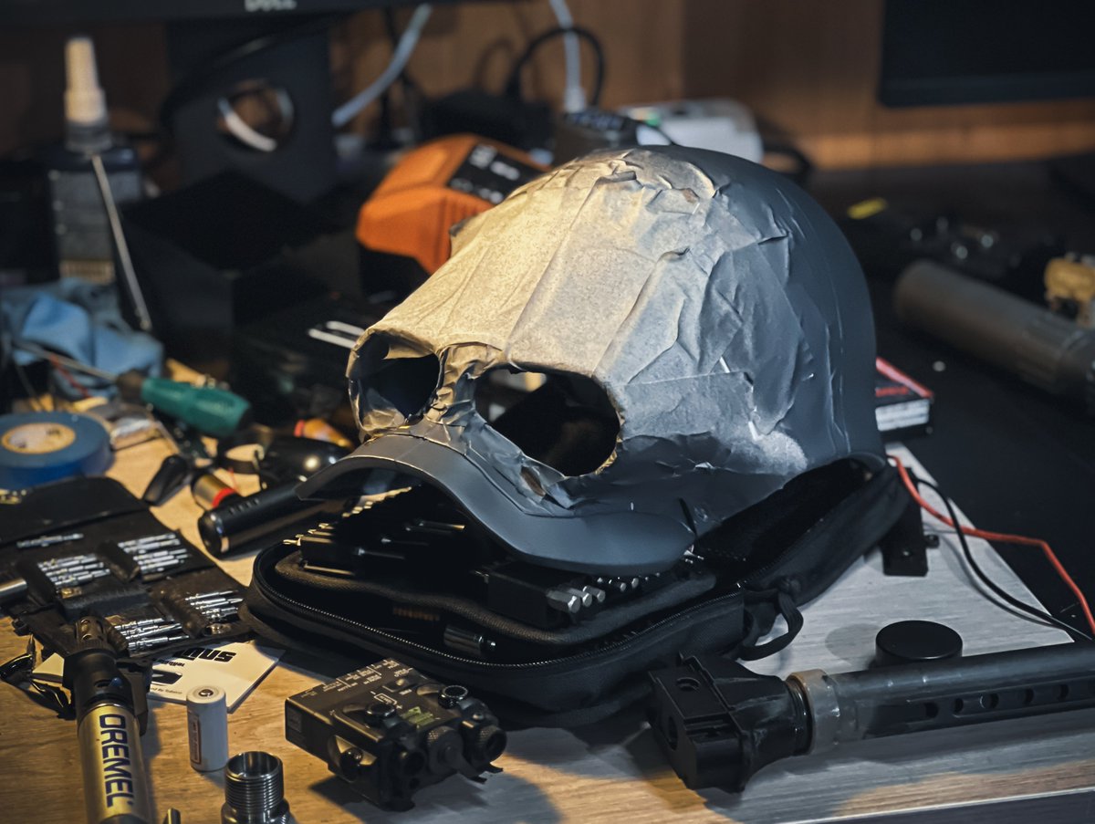 Tarkov Basement Guy tweet media