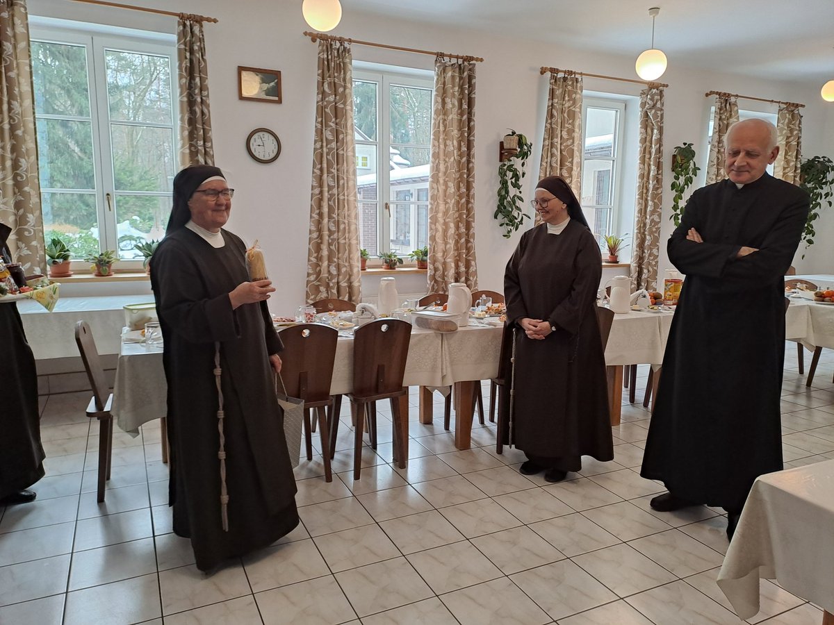 Siostry Franciszkanki Służebnice Krzyża tweet media